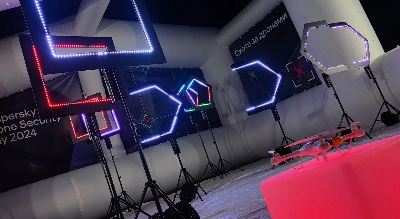 Трасса для гонок микро дронов класса 75 мм TinyWhoop (ТиниВуп) 7 элементов